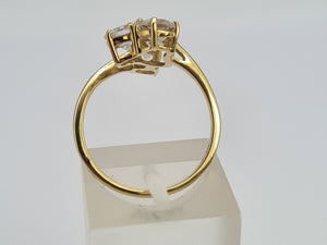 0719: Vintage: 9ct Gold Abstract Glacier Topaz Cocktail Ring- crisp, clean, sparkling