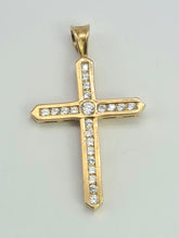 Load image into Gallery viewer, 0747: Vintage: 9ct Gold Large Simulated Diamonds Cross Pendant- Super
