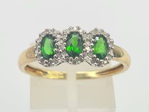 0348: Vintage: 9ct Gold green Diopsides 38 Diamonds Ring- eye candy