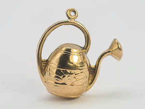 0563: Vintage: 9ct Gold Charm/Pendant in the form of a jug- Date Mark- 1973