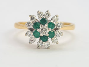 0571: Vintage: 18ct Gold Emeralds Diamonds Flower Head Ring- simply gorgeous