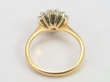 Load image into Gallery viewer, 0571: Vintage: 18ct Gold Emeralds Diamonds Flower Head Ring- simply gorgeous
