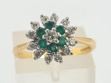 Load image into Gallery viewer, 0571: Vintage: 18ct Gold Emeralds Diamonds Flower Head Ring- simply gorgeous
