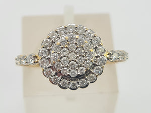 0659: Vintage: 14ct Gold Diamonds (1ct) Cluster Ring- sparkling symmetry