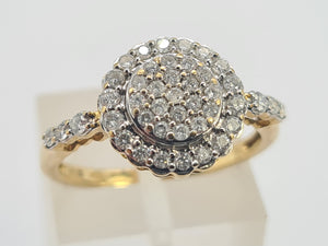 0659: Vintage: 14ct Gold Diamonds (1ct) Cluster Ring- sparkling symmetry