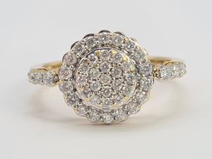 0659: Vintage: 14ct Gold Diamonds (1ct) Cluster Ring- sparkling symmetry