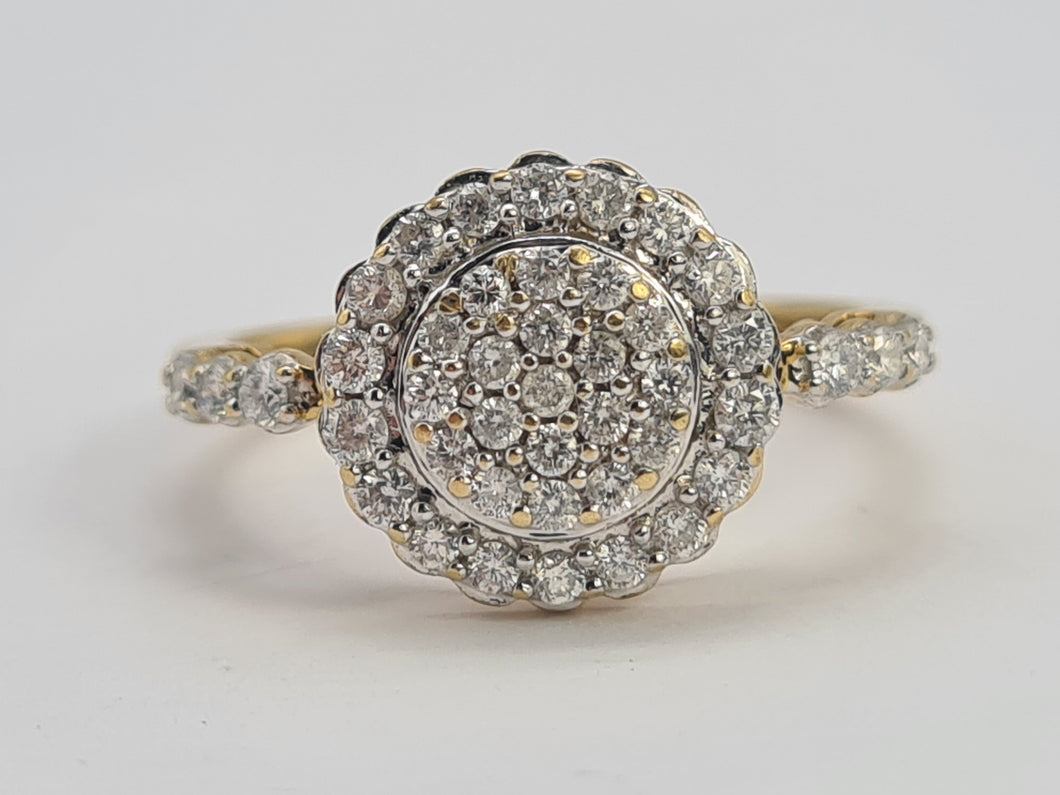 0659: Vintage: 14ct Gold Diamonds (1ct) Cluster Ring- sparkling symmetry