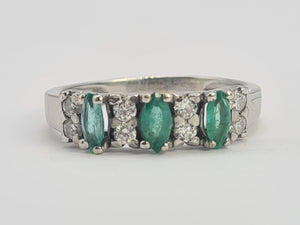 0679: Vintage; 14ct White Gold Emeralds Diamonds Half-Eternity Ring- crisp, clean, eye candy