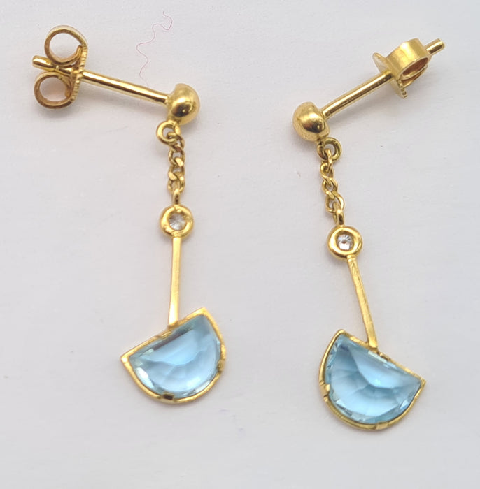 Vintage: 18ct Gold Azure Blue Topaz & Diamond Stud Drop Earrings