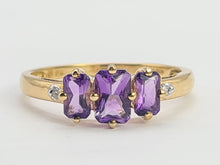 Load image into Gallery viewer, 0732: Vintage: 9ct Gold Lilac Amethysts Diamonds Trilogy Ring,
