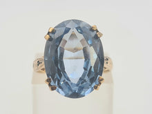 Load image into Gallery viewer, 0742: Vintage: 9ct Gold Swiss Blue Topaz Statement Ring- Date-Mark 1968
