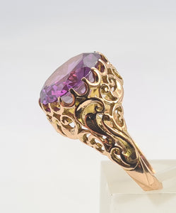 0487:Vintage: 9ct Gold Round Cut Large Amethyst Statement Ring- fabulous round cut stone