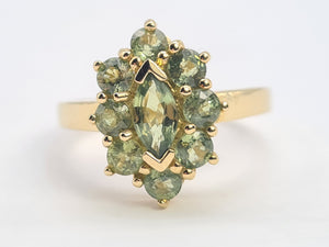 0587: Vintage: Rare 9ct Gold 9 Green Sapphires Geometric Set Cocktail Ring