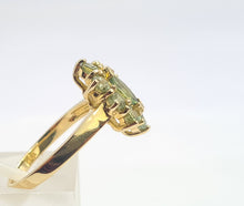 Load image into Gallery viewer, 0587: Vintage: Rare 9ct Gold 9 Green Sapphires Geometric Set Cocktail Ring
