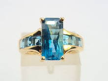 Load image into Gallery viewer, 0733: Vintage; 9ct Gold London Blue Topaz Emerald &amp; Princess Cut Cocktail Ring
