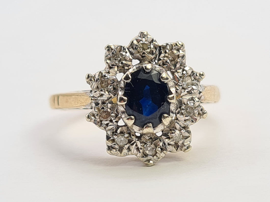 0744: Vintage: 9ct Gold French Blue Sapphire 10 Diamonds Cluster Ring-Date-Mark 1976