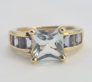 0536: Vintage: 9ct Gold Blue Aquamarines Blue Iolites Ring- beautifully paired