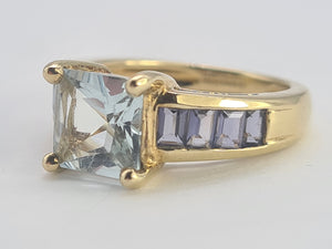 0536: Vintage: 9ct Gold Blue Aquamarines Blue Iolites Ring- beautifully paired