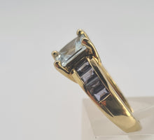 Load image into Gallery viewer, 0536: Vintage: 9ct Gold Blue Aquamarines Blue Iolites Ring- beautifully paired
