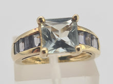 Load image into Gallery viewer, 0536: Vintage: 9ct Gold Blue Aquamarines Blue Iolites Ring- beautifully paired
