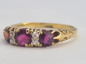 0567: Vintage & Old 18ct Gold Rubies Diamonds Ring- splendid