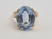 Load image into Gallery viewer, 0742: Vintage: 9ct Gold Swiss Blue Topaz Statement Ring- Date-Mark 1968
