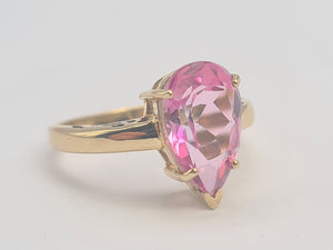 0529: Vintage: 9ct Gold Pear-Cut Pink Topaz Dress Ring- Barbie beauty, total eye catcher