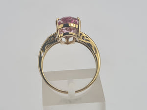 0529: Vintage: 9ct Gold Pear-Cut Pink Topaz Dress Ring- Barbie beauty, total eye catcher