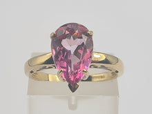 Load image into Gallery viewer, 0529: Vintage: 9ct Gold Pear-Cut Pink Topaz Dress Ring- Barbie beauty, total eye catcher
