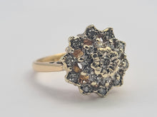 Load image into Gallery viewer, 0677: Vintage; 9ct Gold 21 Diamonds Tiered Cluster Rin- Date- Mark 1979
