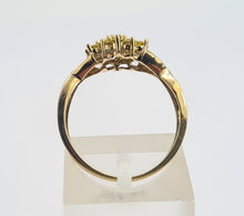 Load image into Gallery viewer, 0721: Vintage: 9ct Gold Amarillo Diamonds Flower Head Ring- 19 natural, sparkling diamonds
