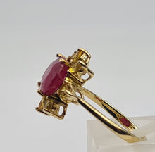 Load image into Gallery viewer, 0806: Vintage: 9ct Gold Yellow Sapphires &amp; Ruby Flower Head Ring-lovely combination
