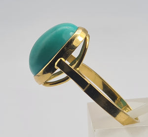 0906: Vintage: Italian 18ct Gold Cabochon Turquoise Ring- Exquisite