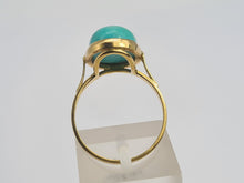 Load image into Gallery viewer, 0906: Vintage: Italian 18ct Gold Cabochon Turquoise Ring- Exquisite
