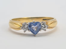 Load image into Gallery viewer, 0691: Vintage: 18ct Gold Heart-Cut Ceylon Blue Sapphire Diamonds Ring=- Date-Mark 1990
