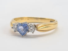 Load image into Gallery viewer, 0691: Vintage: 18ct Gold Heart-Cut Ceylon Blue Sapphire Diamonds Ring=- Date-Mark 1990
