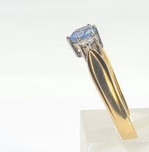 Load image into Gallery viewer, 0691: Vintage: 18ct Gold Heart-Cut Ceylon Blue Sapphire Diamonds Ring=- Date-Mark 1990
