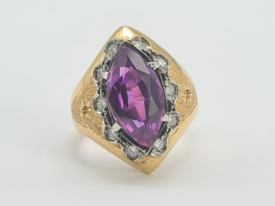6505 Vintage: 18ct Yellow Gold Alexandrite & Diamond Marquise Cocktail Ring