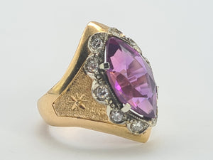 0763: Vintage & Rare: 18ct Gold Corundum Alexandrite 10 Diamonds Cocktail Ring- statement weight