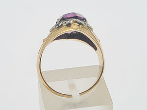 0763: Vintage & Rare: 18ct Gold Corundum Alexandrite 10 Diamonds Cocktail Ring- statement weight