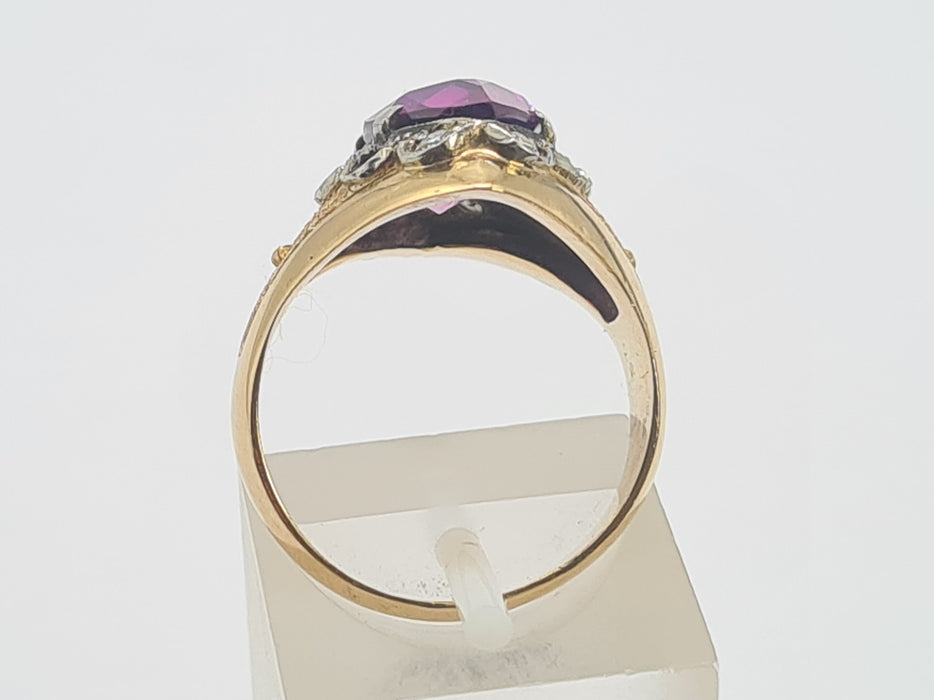 6505 Vintage: 18ct Yellow Gold Alexandrite & Diamond Marquise Cocktail Ring