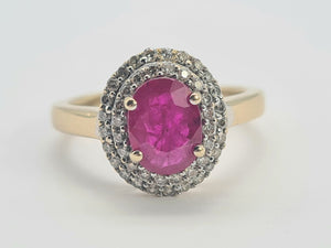 0767: Vintage: 18ct Gold Pink Ruby 45 Diamonds Dress Ring- gorgeous