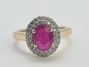 0767: Vintage: 18ct Gold Pink Ruby 45 Diamonds Dress Ring- gorgeous