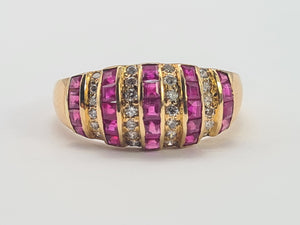 5984: Vintage: 18ct Gold Art Deco Style Rubies Diamonds Cocktail Ring- sparkling symmetry, lovely stones