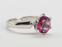 Load image into Gallery viewer, 0559: Vintage: 9ct White Gold Vivid Round Cut Purple/Hot pink Sapphire- LUSH!
