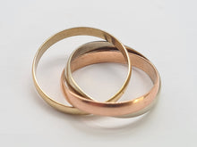 Load image into Gallery viewer, 0704: Vintage: 9ct Gold Rose, White. Yellow Gold Band- splendid condition
