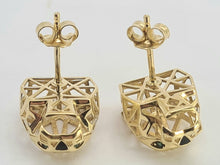 Cargar imagen en el visor de la galería, 0833: Vintage: 18ct Gold Leopard Head Stud Earrings- exceptional detail
