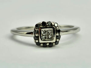 0256: Vintage 9ct White Gold 12 Black Diamonds 4 Diamonds Geometric Set Ring- petite,&nbsp; crisp, sparkling