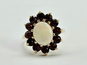 0775: Vintage: 9ct Gold White Opal Red Garnets Flower- Head Cocktail Ring- Date-Mark 1977