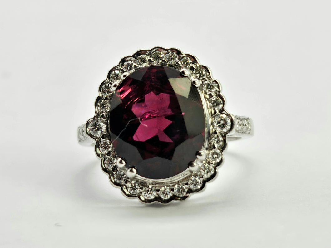 0791: Vintage: 18ct White Gold Red Garnet Diamonds Cocktail Ring- very fine example